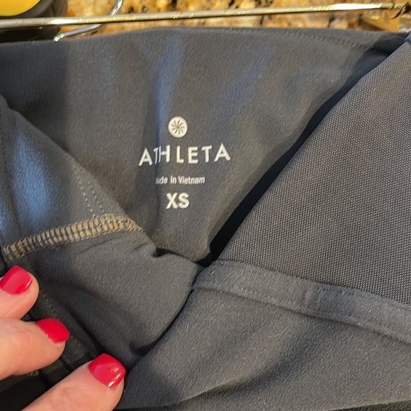 Athleta Dark Grey leggings mesh slotted sides w high waist Size XS - Picture 6 of 7